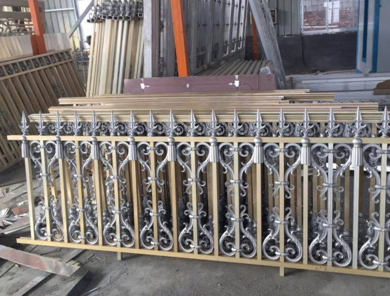 鋁藝護(hù)欄 鋁藝護(hù)欄