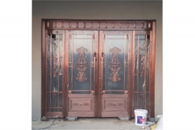 讓自己的別墅銅門經久耐用，光澤依舊!