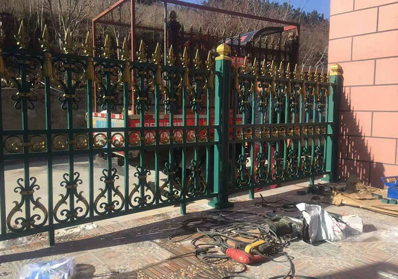 濟南鋁藝護欄,山東鋁藝大門 濟南鋁藝護欄,山東鋁藝大門