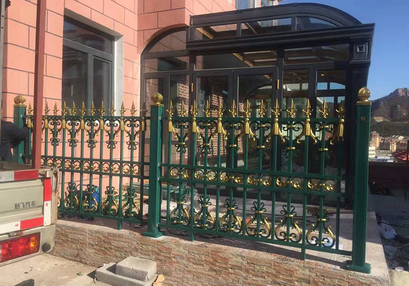 濟(jì)南別墅大門(mén),山東鋁藝護(hù)欄 濟(jì)南別墅大門(mén),山東鋁藝護(hù)欄