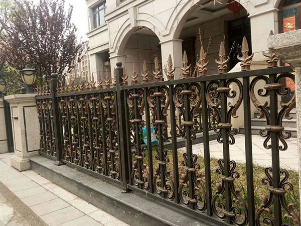 濟南鋁藝護欄 濟南鋁藝護欄